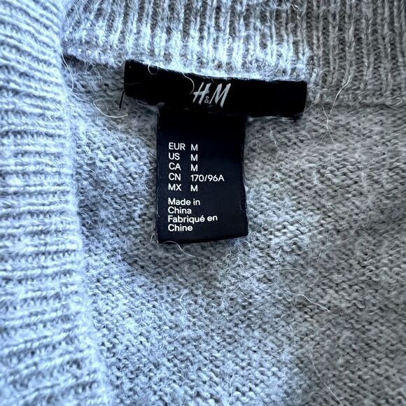 H&M Sequin Perfume Bottle JumperColor Grey Size M. - Picture 6 of 8